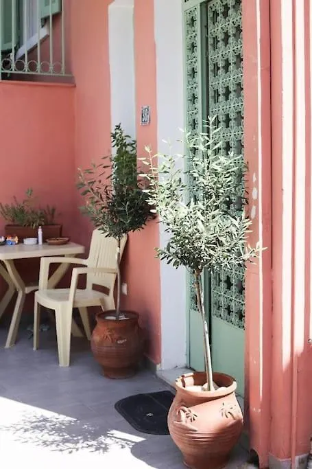 Spacious Apartment In Old Town - Private Parking Thessaloniki Greece