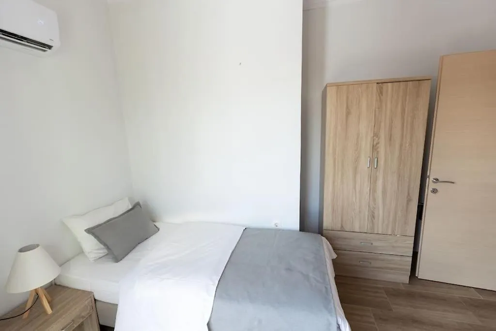 Spacious Apartment In Old Town - Private Parking سالونيك اليونان